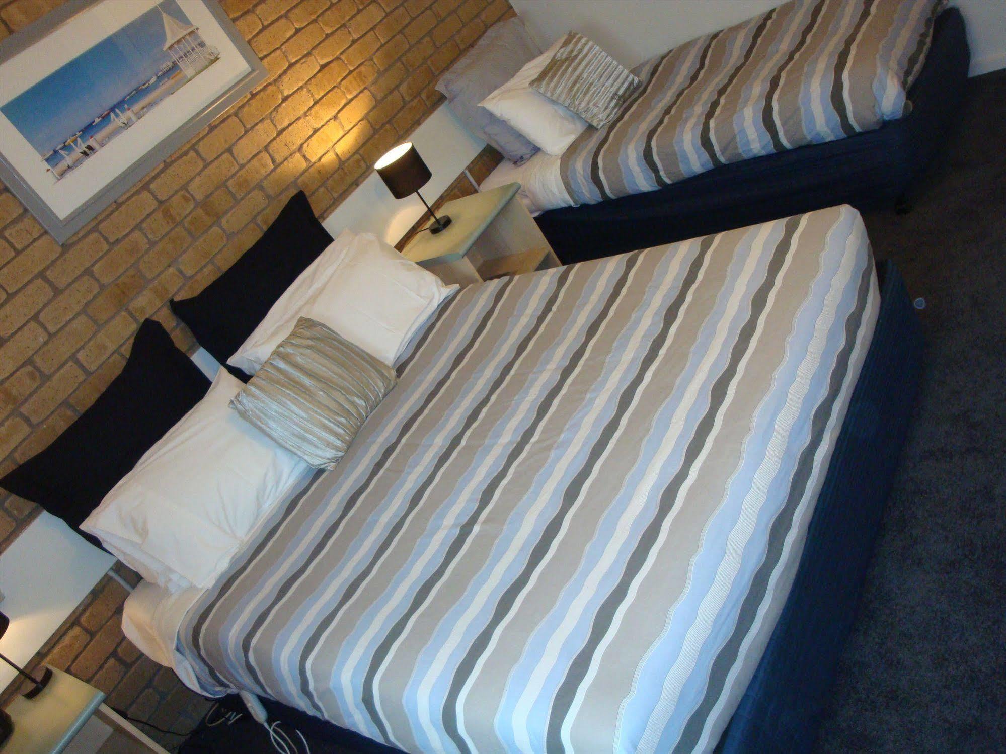 Surf City Motel Torquay Esterno foto